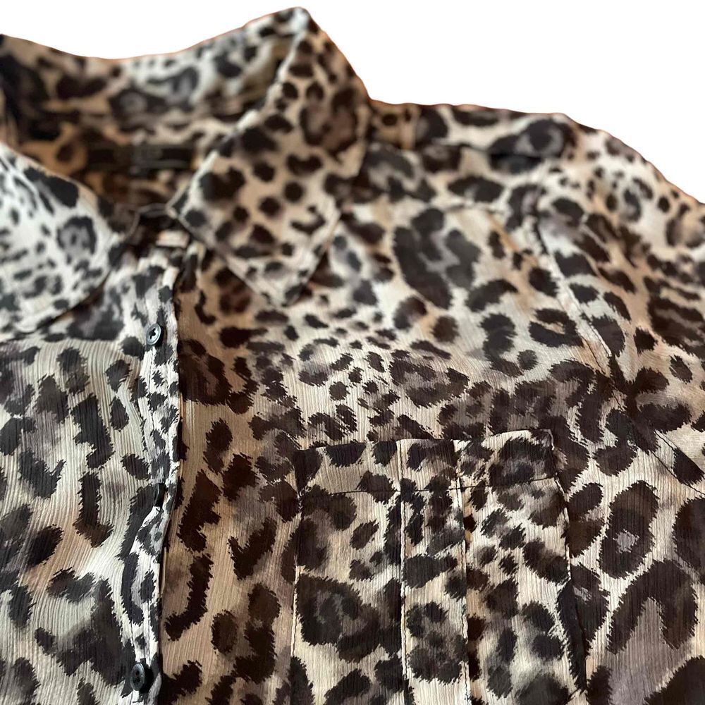 Guess Long Sleeve Leopard Print Button-Down Blous… - image 5